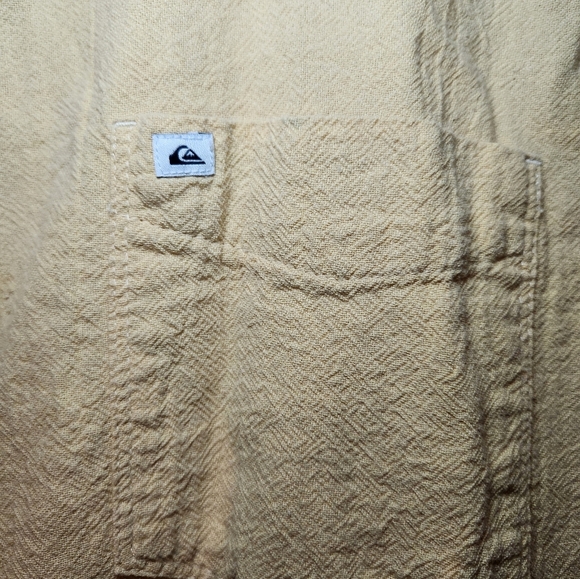 Quiksilver Mens XL Button Front Short Sleeve Shirt Yellow Pocket Modern Fit - Picture 2 of 7